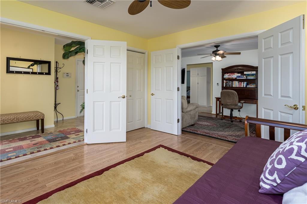 NAPLES PARK - Residential