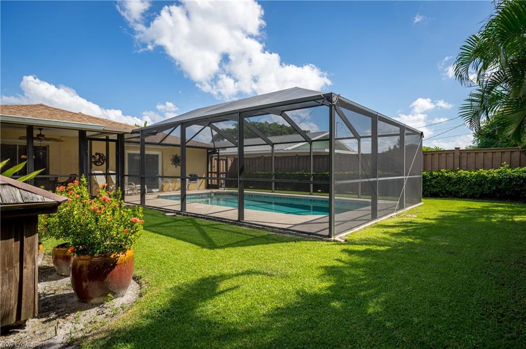 NAPLES PARK - Residential