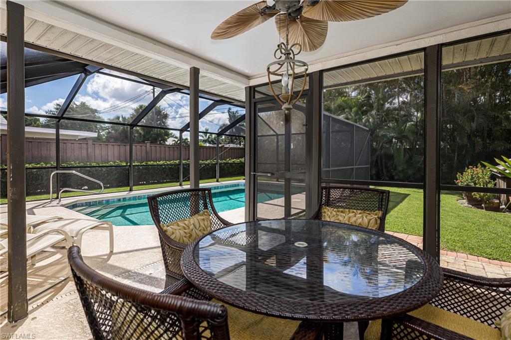 NAPLES PARK - Residential