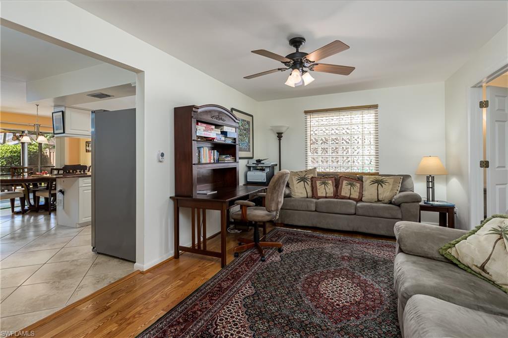 NAPLES PARK - Residential