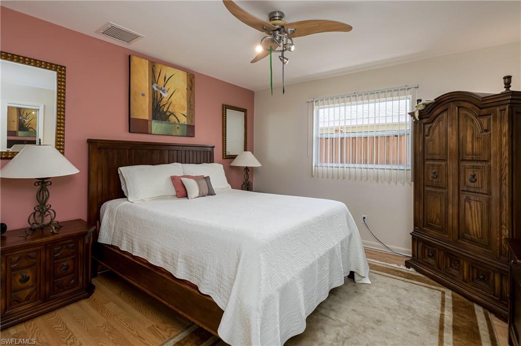 NAPLES PARK - Residential