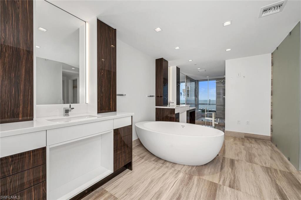 MYSTIQUE - Residential