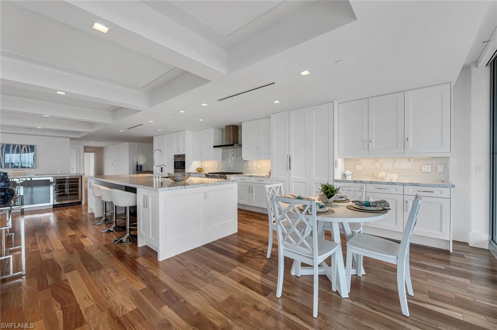 MYSTIQUE - Residential