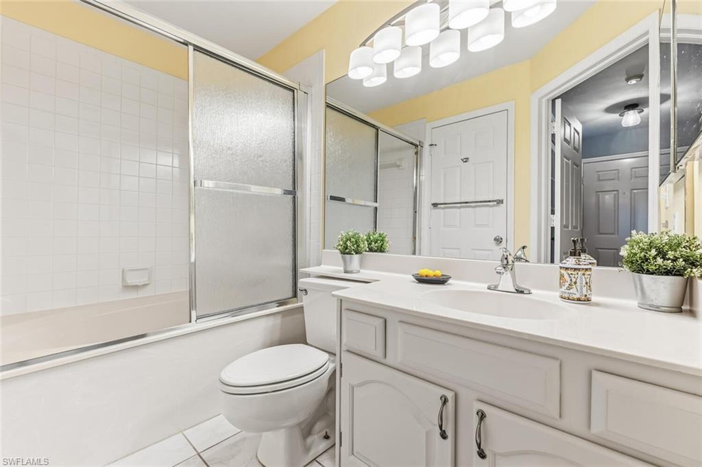 TWELVE OAKS - Residential