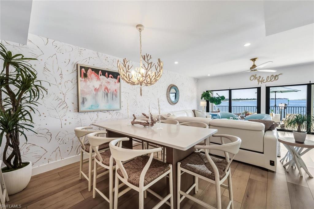 LA PENINSULA - Residential