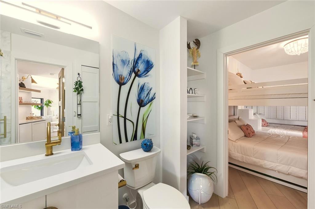 LA PENINSULA - Residential