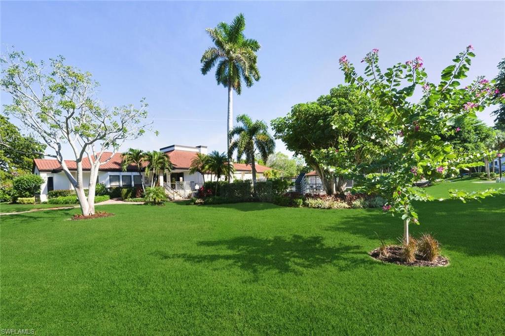 LA PENINSULA - Residential