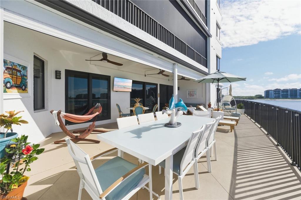 LA PENINSULA - Residential