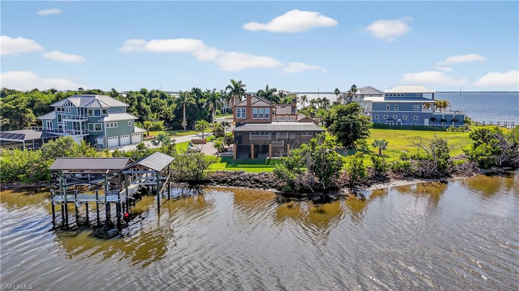 GALT ISLAND - Residential