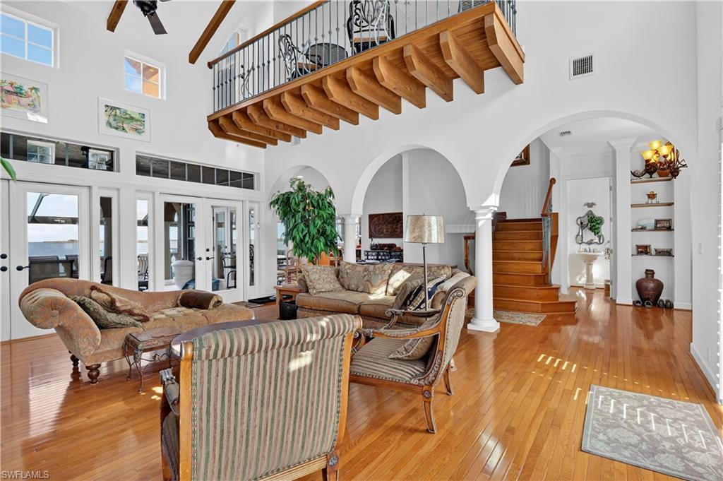 GALT ISLAND - Residential