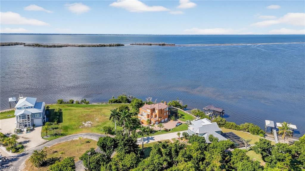 GALT ISLAND - Residential