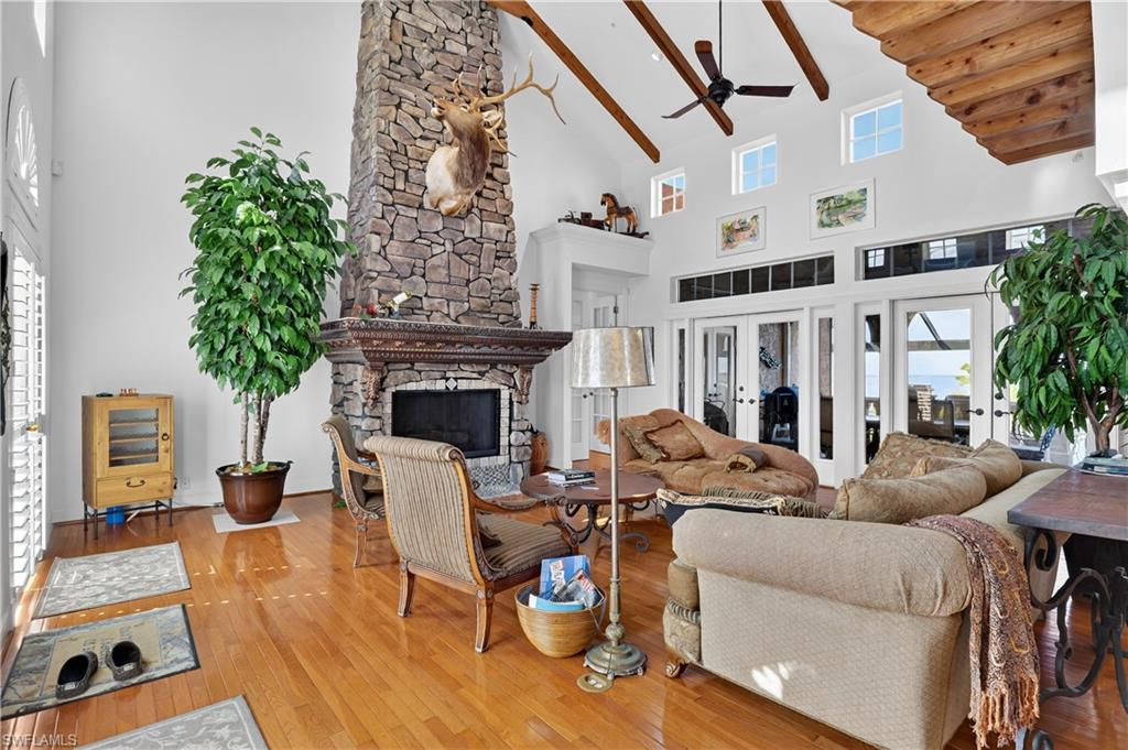 GALT ISLAND - Residential