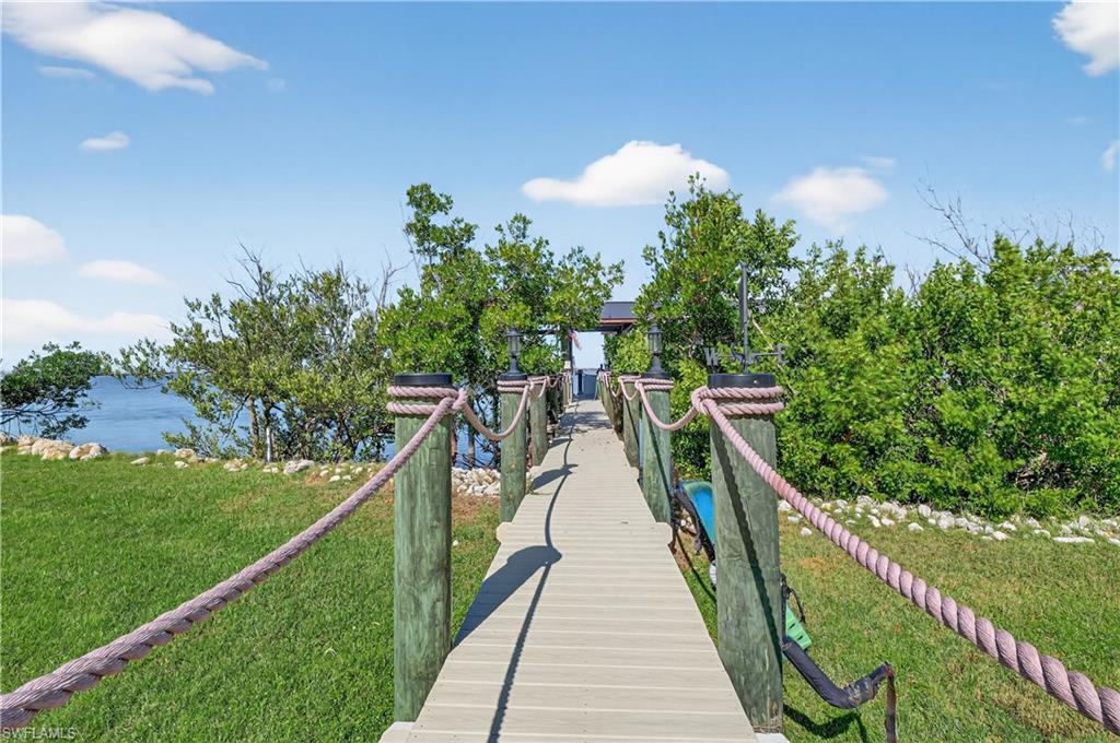 GALT ISLAND - Residential