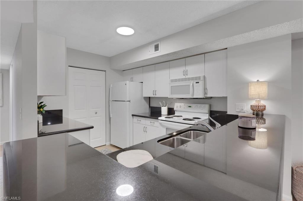 NAPOLI - Residential