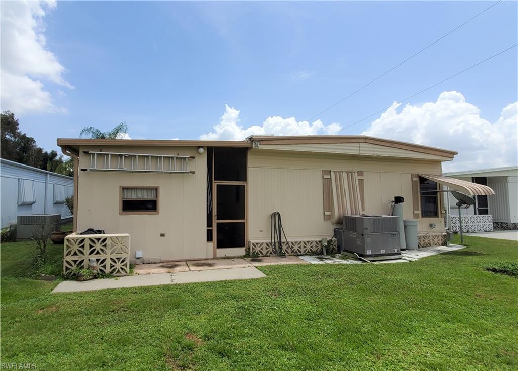 LAZY DAYS MOBILE VILLAGE - Residential