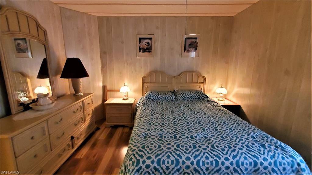 LAZY DAYS MOBILE VILLAGE - Residential