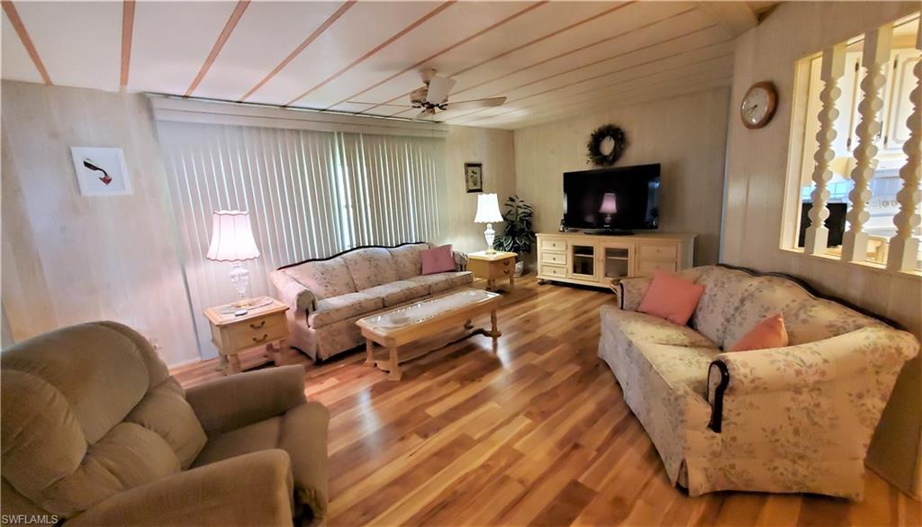 LAZY DAYS MOBILE VILLAGE - Residential