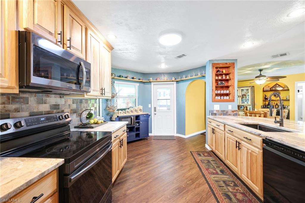 LEHIGH ACRES - Residential