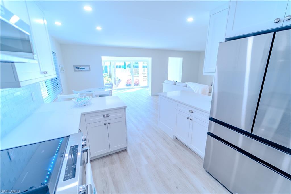 HARBOUR LIGHTS - Residential Lease