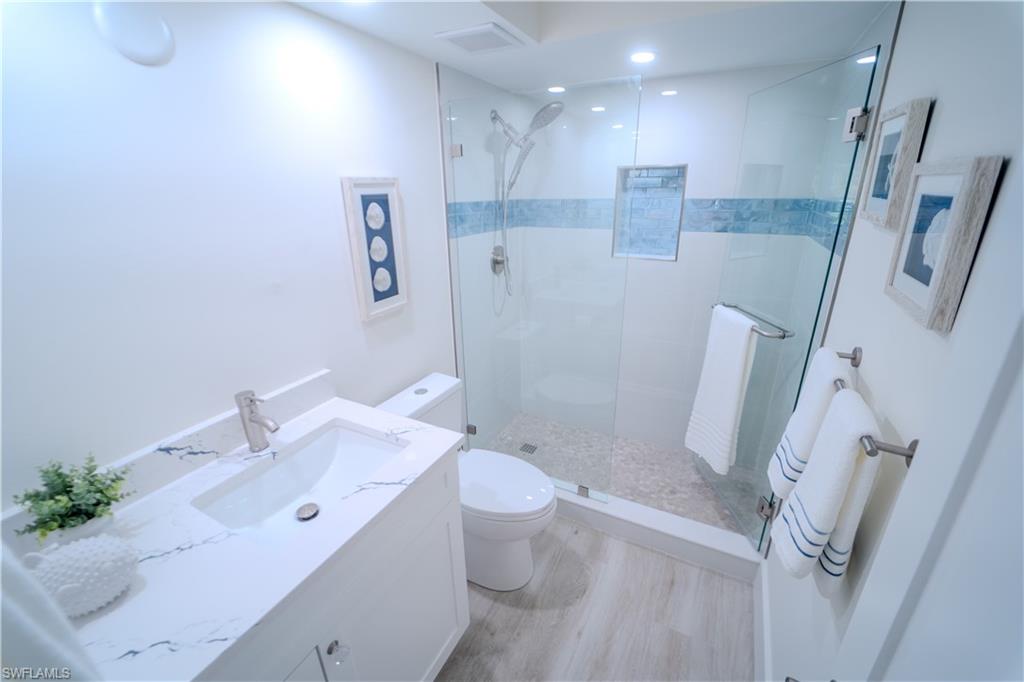 HARBOUR LIGHTS - Residential Lease