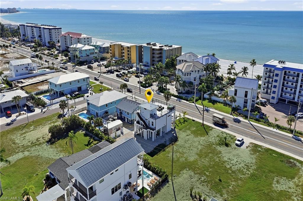 HOLIDAY SHORES - Residential