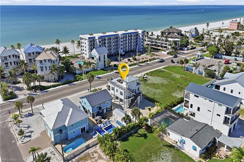 HOLIDAY SHORES - Residential