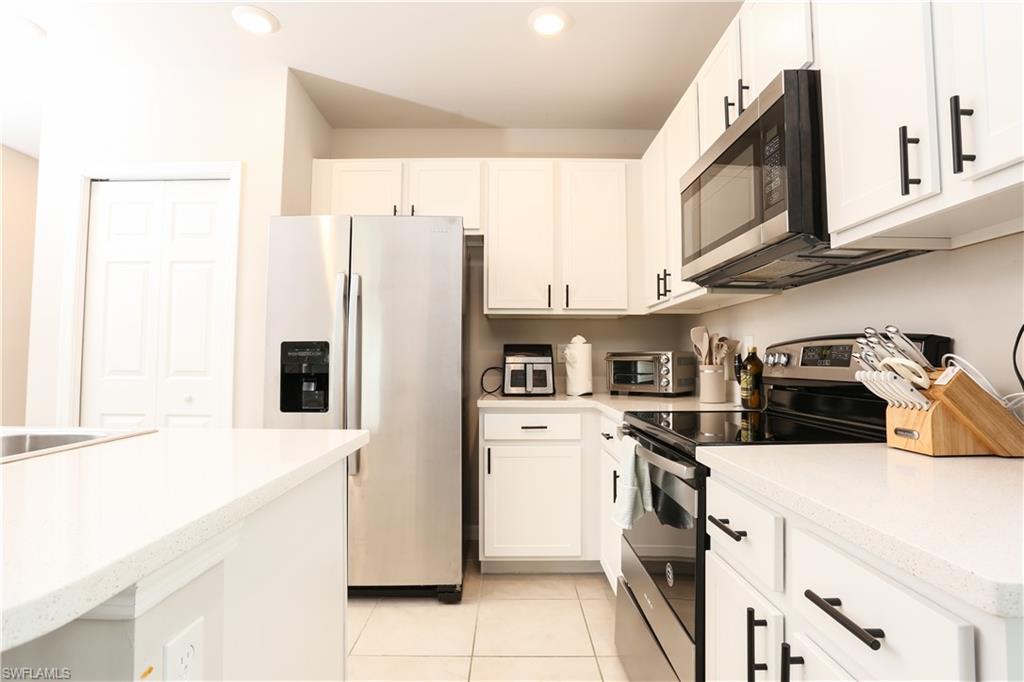 MEADOWOOD - Residential Lease