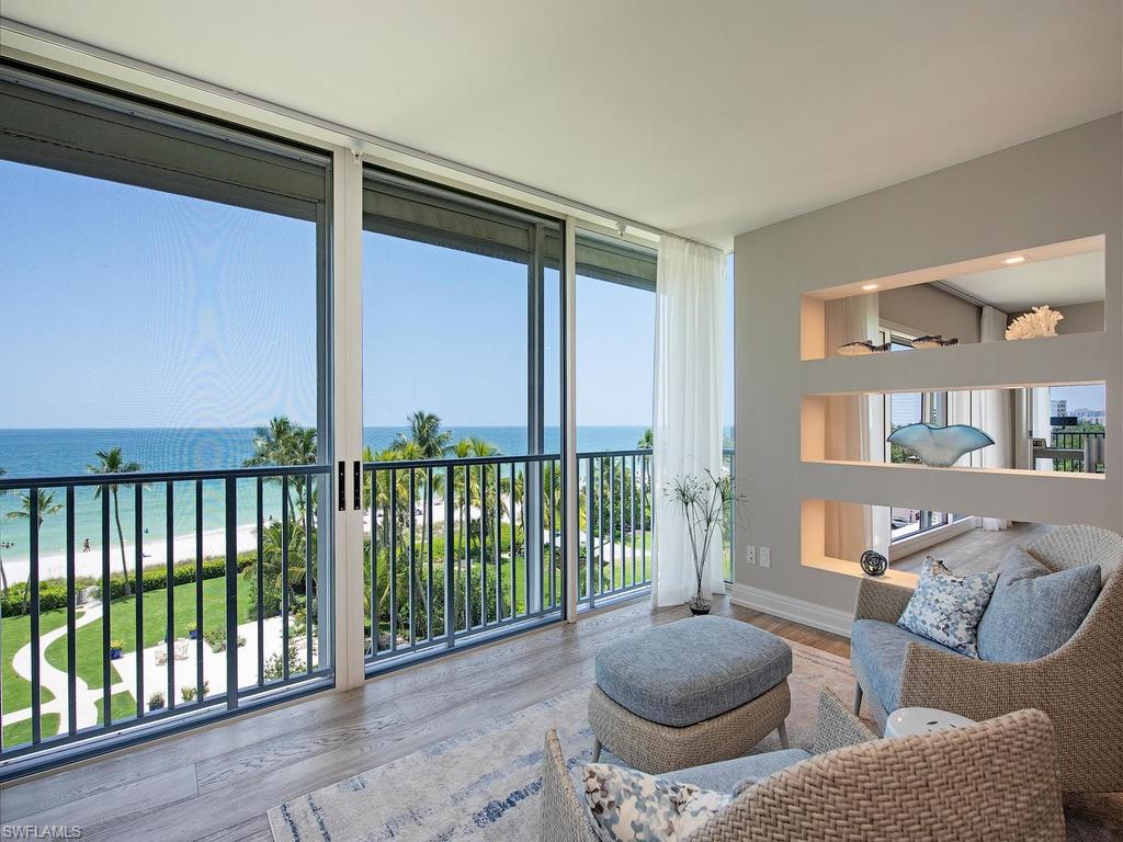 LAURENTIANS - Residential