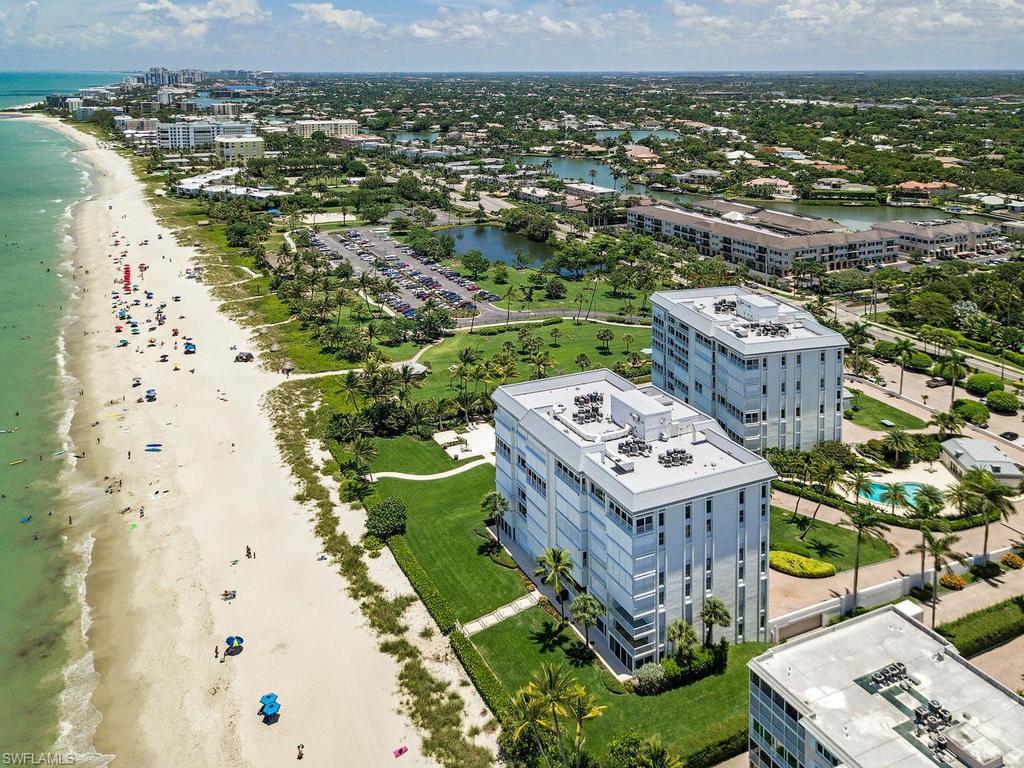 LAURENTIANS - Residential