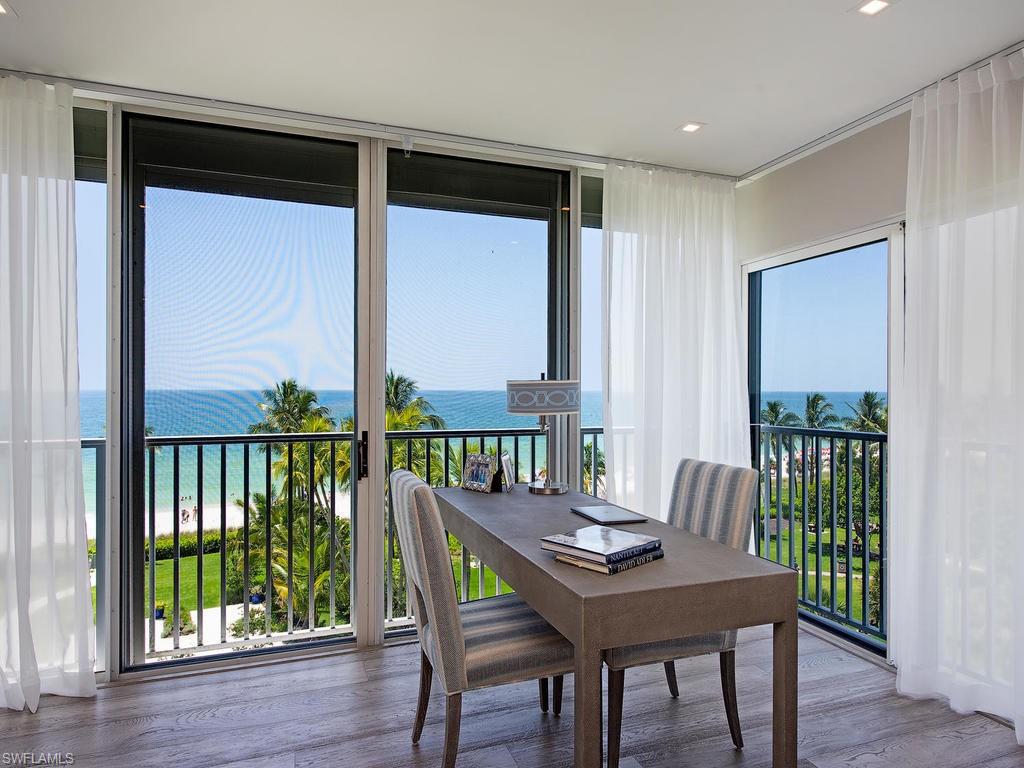 LAURENTIANS - Residential