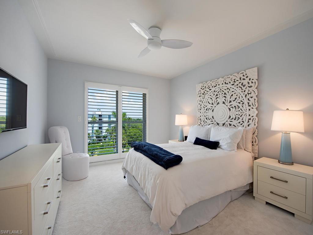 LAURENTIANS - Residential