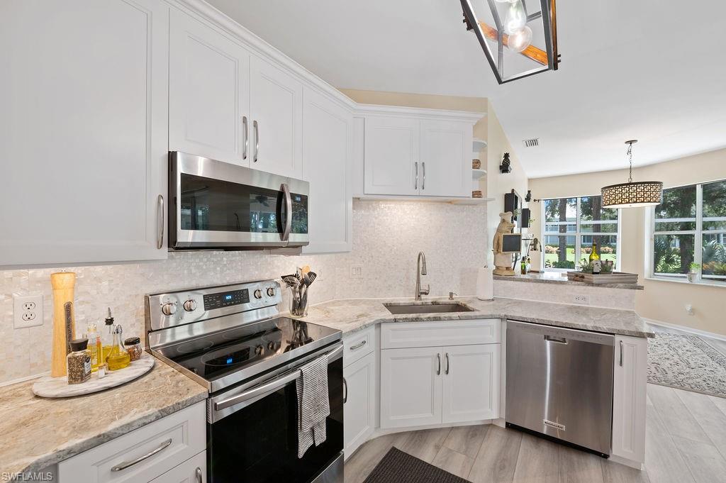 FAIRWAY BEND VILLAGE - Residential