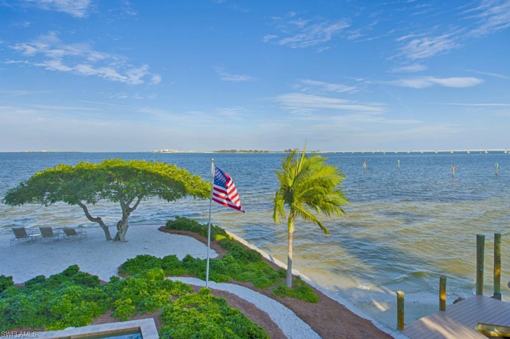 SANIBEL HARBOURS - Residential