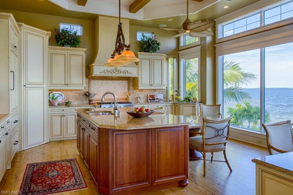 SANIBEL HARBOURS - Residential