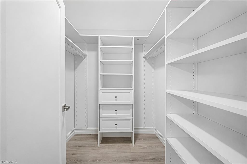 LOGAN WOODS - Residential