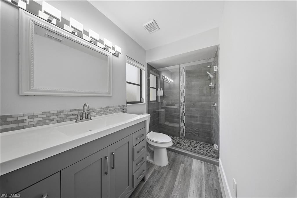 LOGAN WOODS - Residential