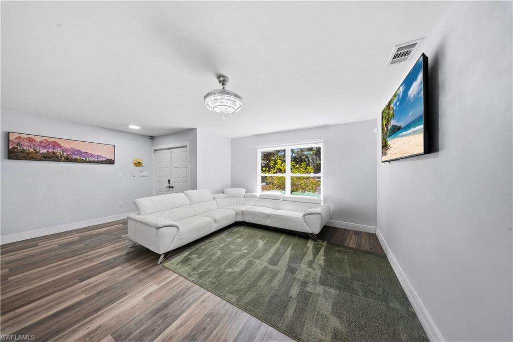 LOGAN WOODS - Residential