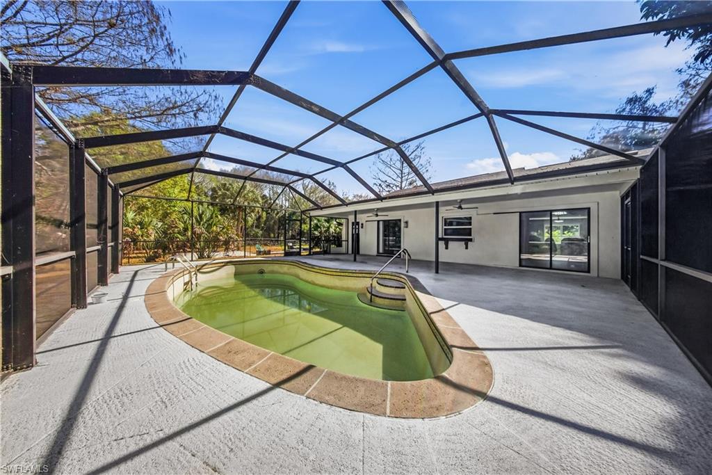 LOGAN WOODS - Residential