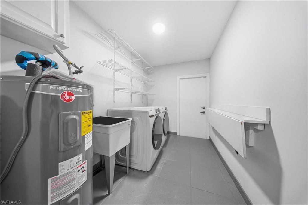 LOGAN WOODS - Residential