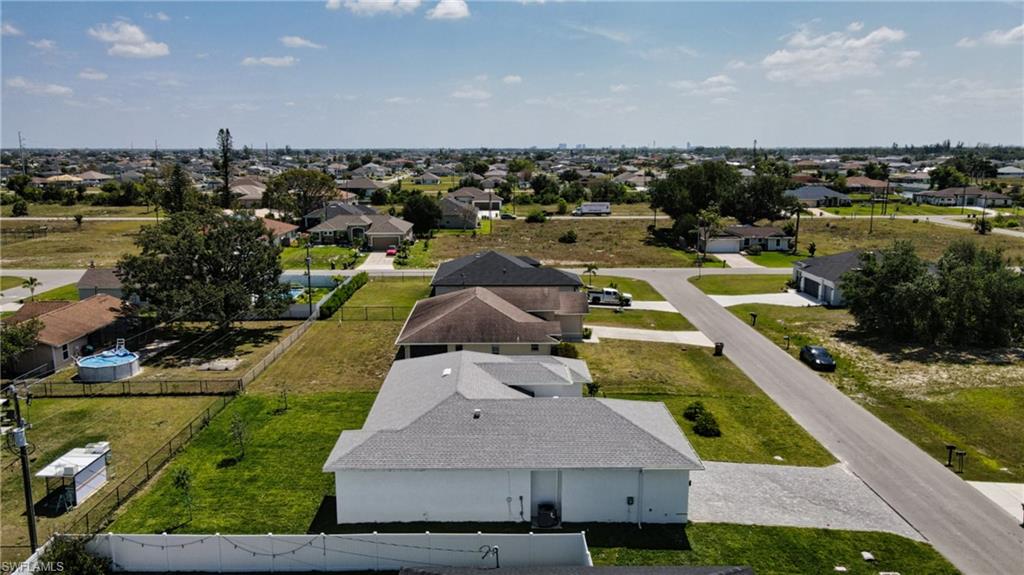 CAPE CORAL - Residential