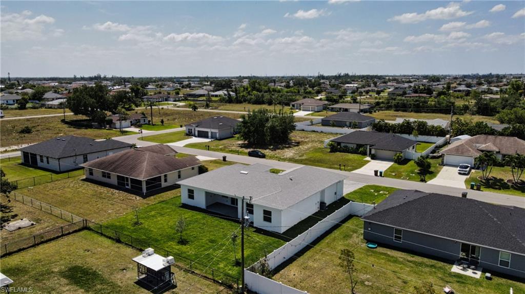 CAPE CORAL - Residential
