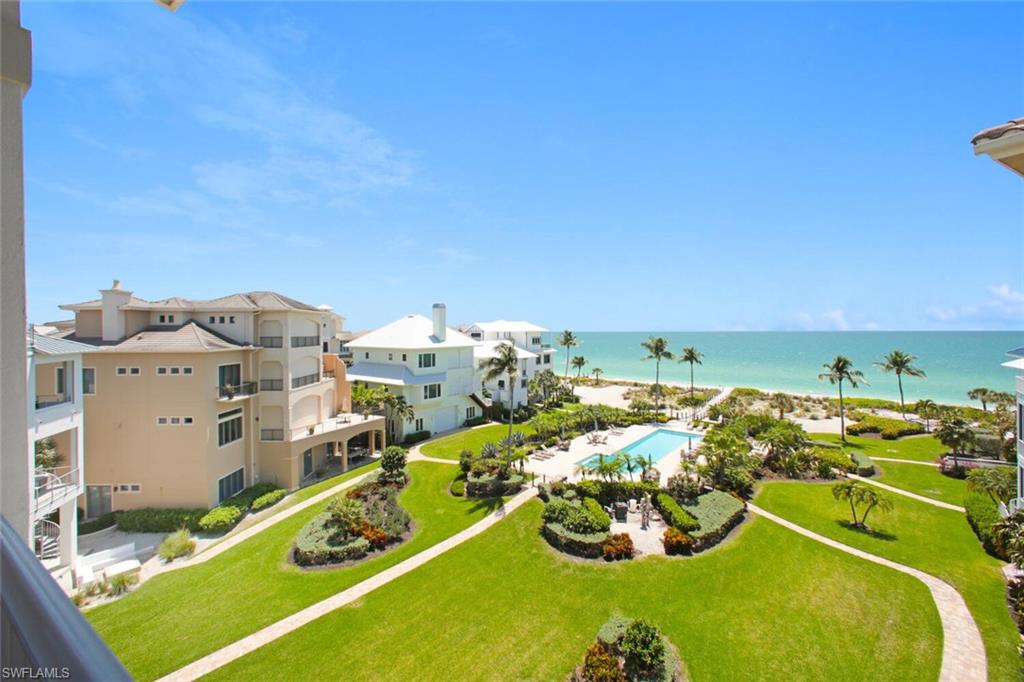 BAREFOOT BEACH - Residential