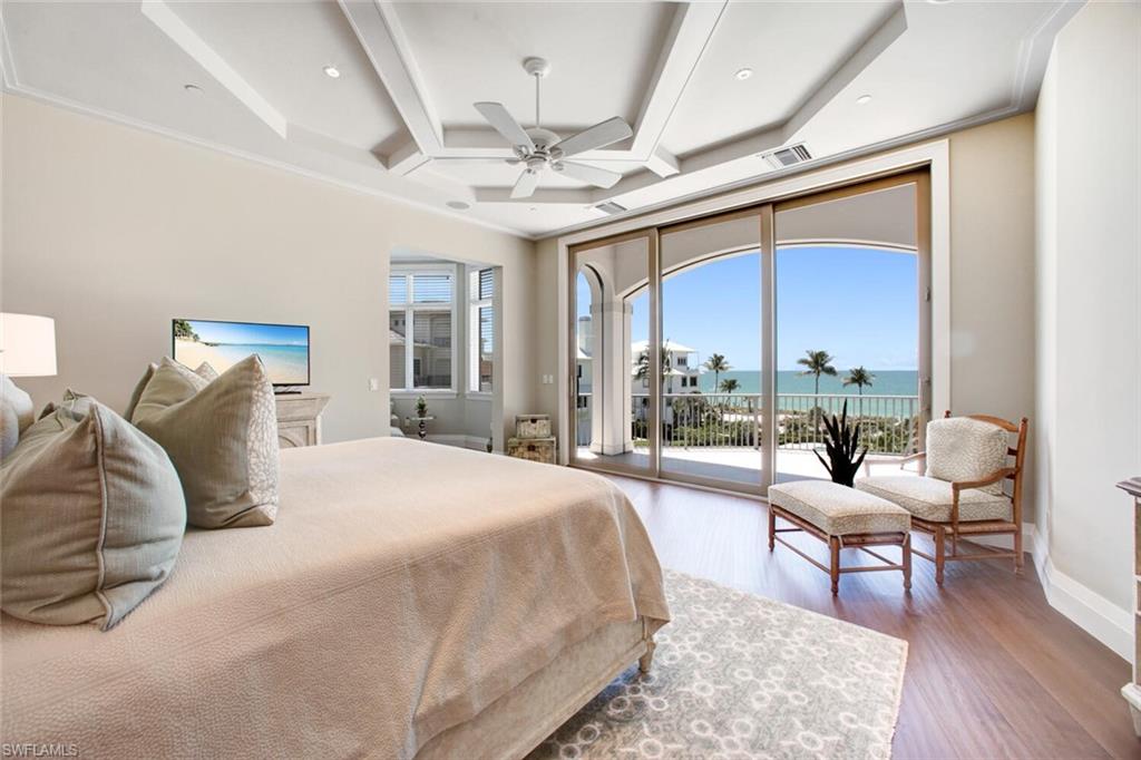 BAREFOOT BEACH - Residential