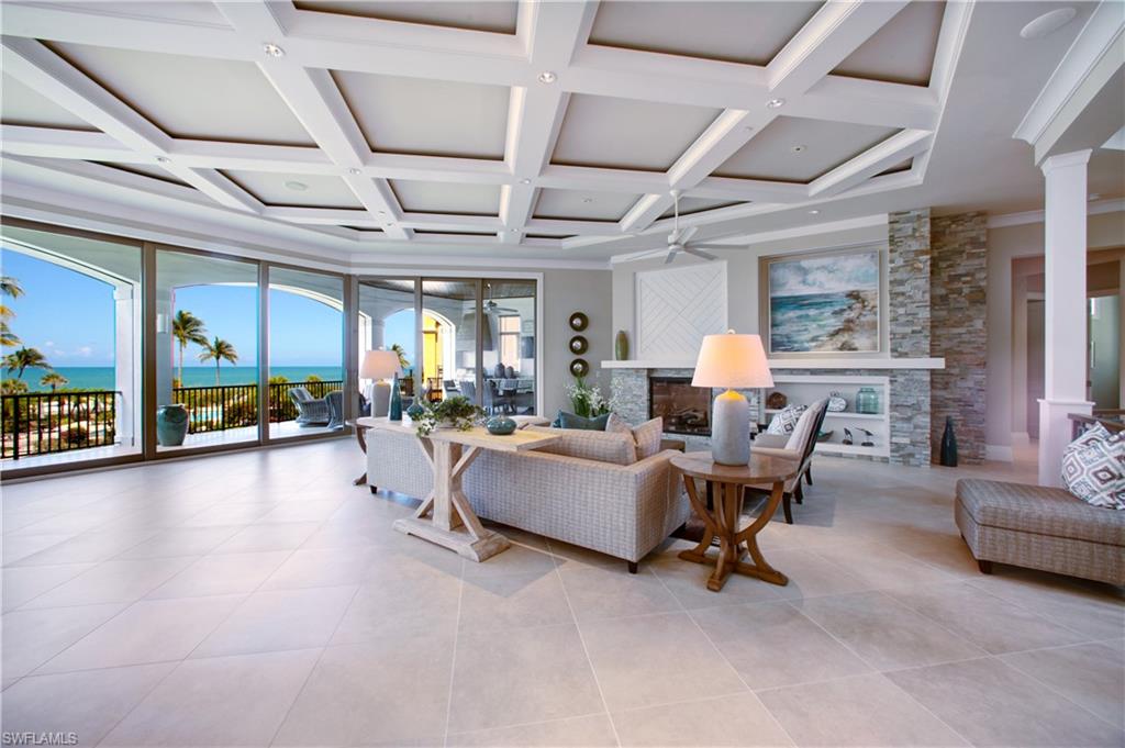 BAREFOOT BEACH - Residential