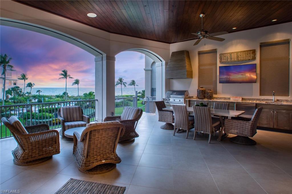 BAREFOOT BEACH - Residential