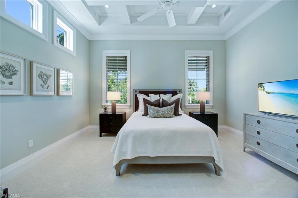 BAREFOOT BEACH - Residential