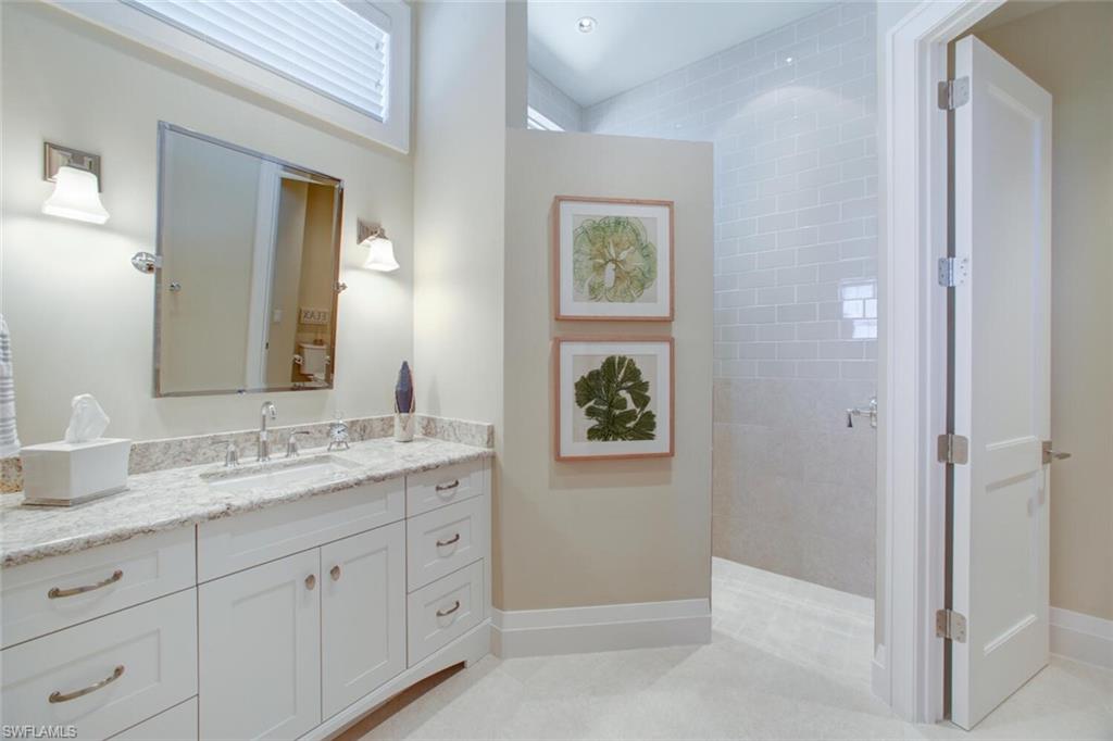 BAREFOOT BEACH - Residential