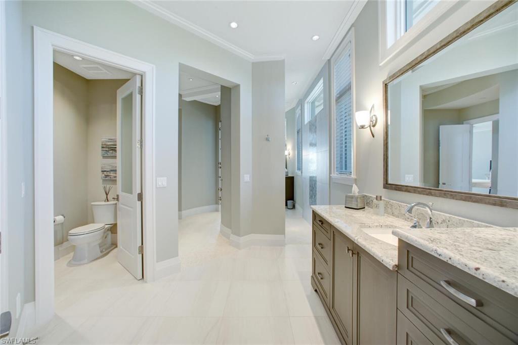 BAREFOOT BEACH - Residential