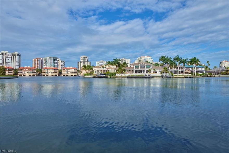 Well maintained waterfront home in the heart of Park Shore. This 6-bedroom + den home offers panoramic vistas of Venetian Bay for amazing sunsets and luxurious appointments. Residents are eligible to join the voluntary Park Shore Beach association.