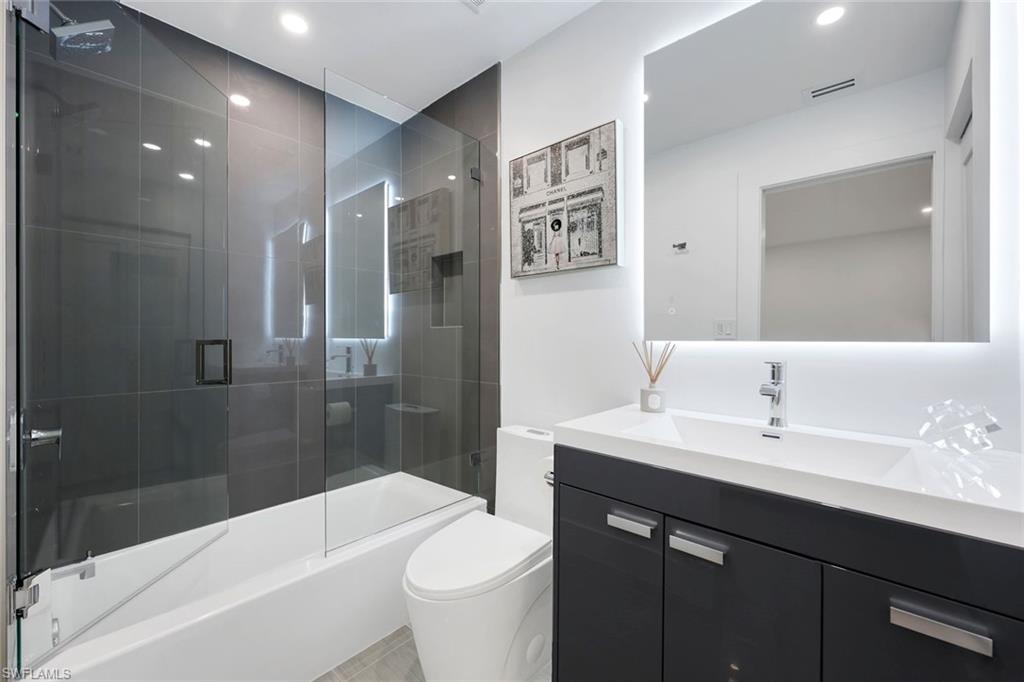 NAPLES PARK - Residential